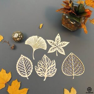 Holz-Dekoblätter in verschiedenen Formen – filigrane Herbstornamente aus Holz